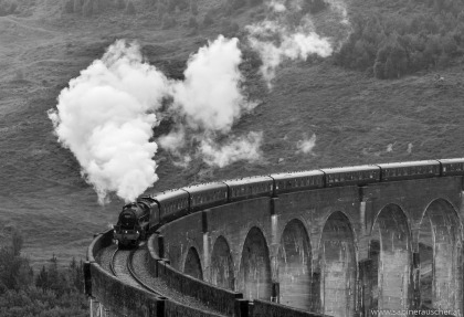 Jacobite Steam Train on the Glenfinnan Viaduct | Jacobite Dampfzug am Glenfinnan Viadukt